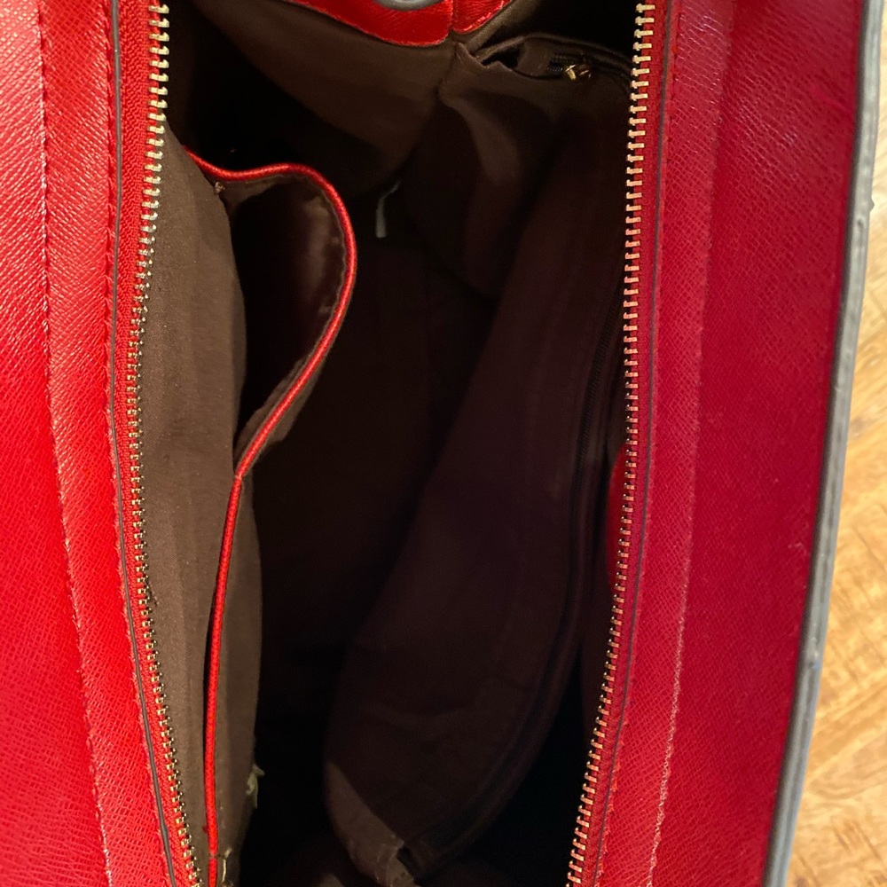 Purse - Picture 3 of 3